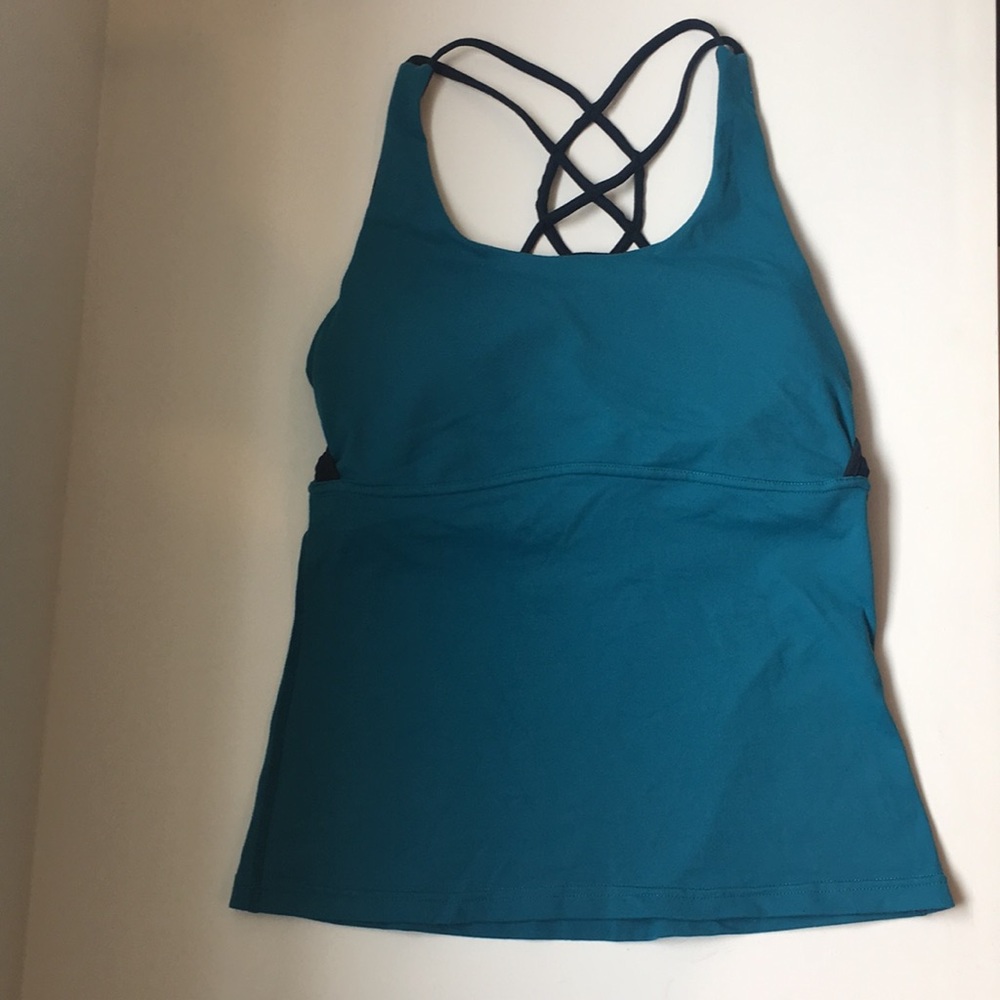Athletic top